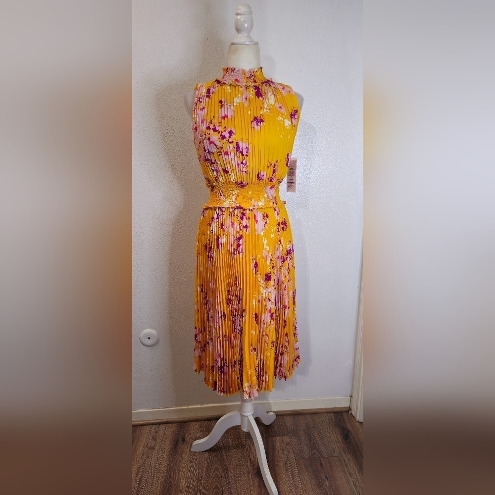 NANETTE LEPORE Dress - Picture 2 of 11
